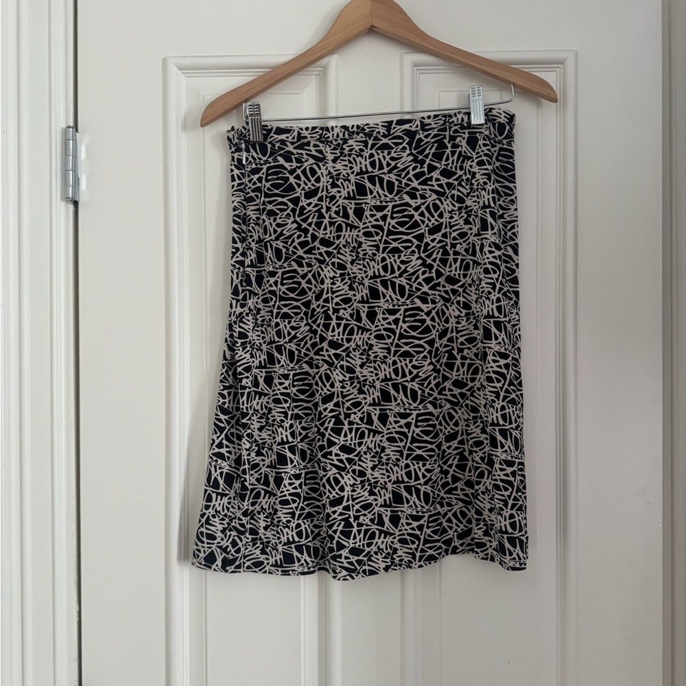 Vintage Diane Von Furstenberg Abstract Black and White Skirt